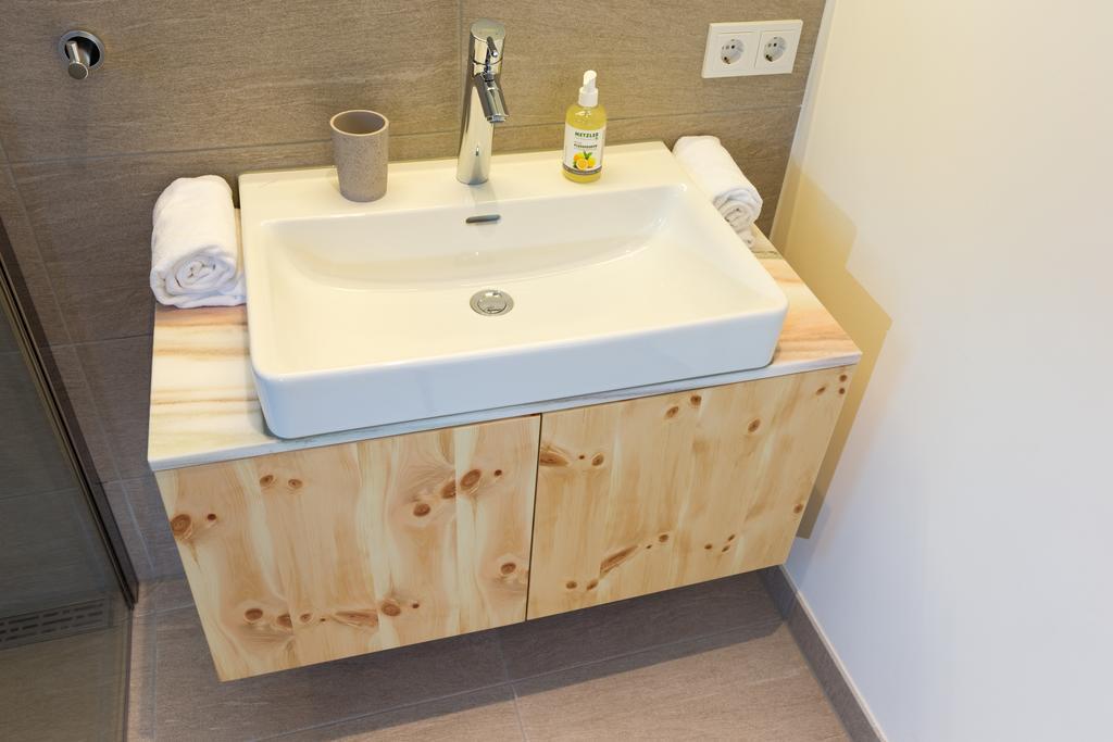 Himmlisch Urlauben St. Nikolai Apartment Sankt Nikolai im Solktal ภายนอก รูปภาพ